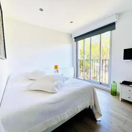 Studio, Piscine, Parking *