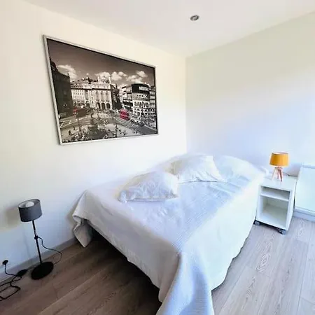 Studio, Piscine, Parking Apartmán *